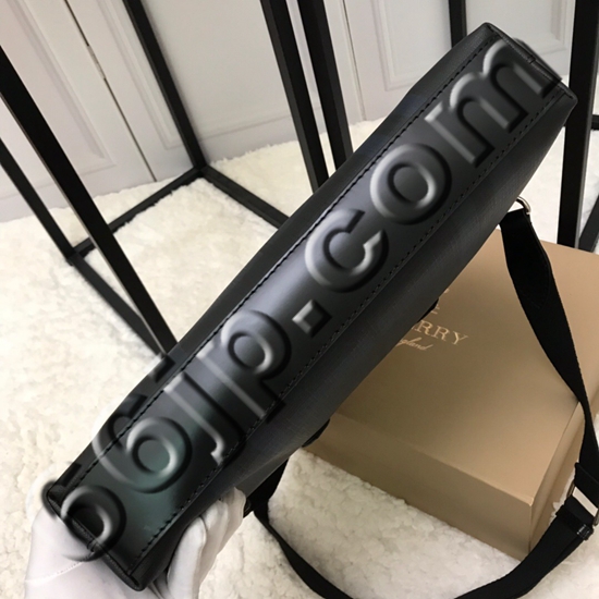 バーバリーバッグ素材ディテール